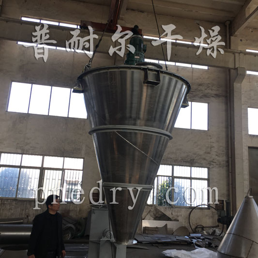 雙螺旋混合機(jī)調(diào)試現(xiàn)場